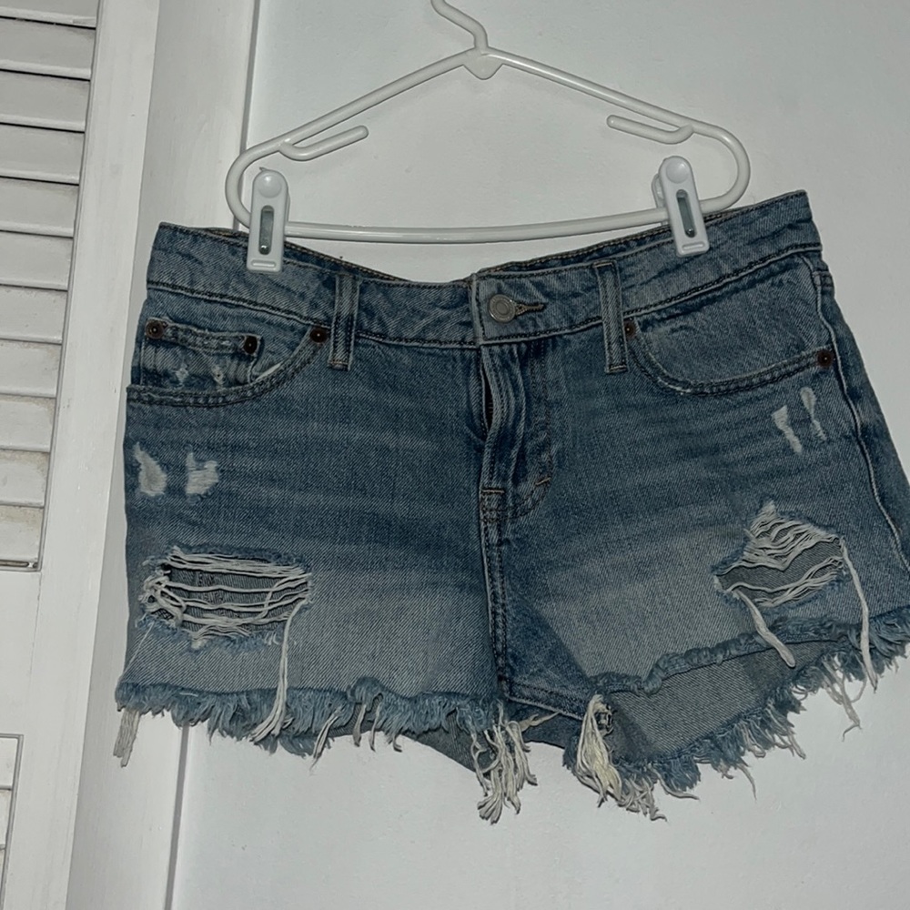 Lucky brand ripped Jean shorts WILL TAKE OFFERS